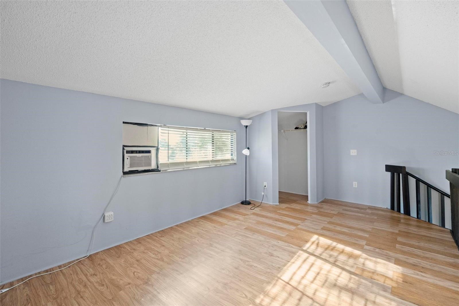 Image 9 of 12 For 2142 Bradford Street 323