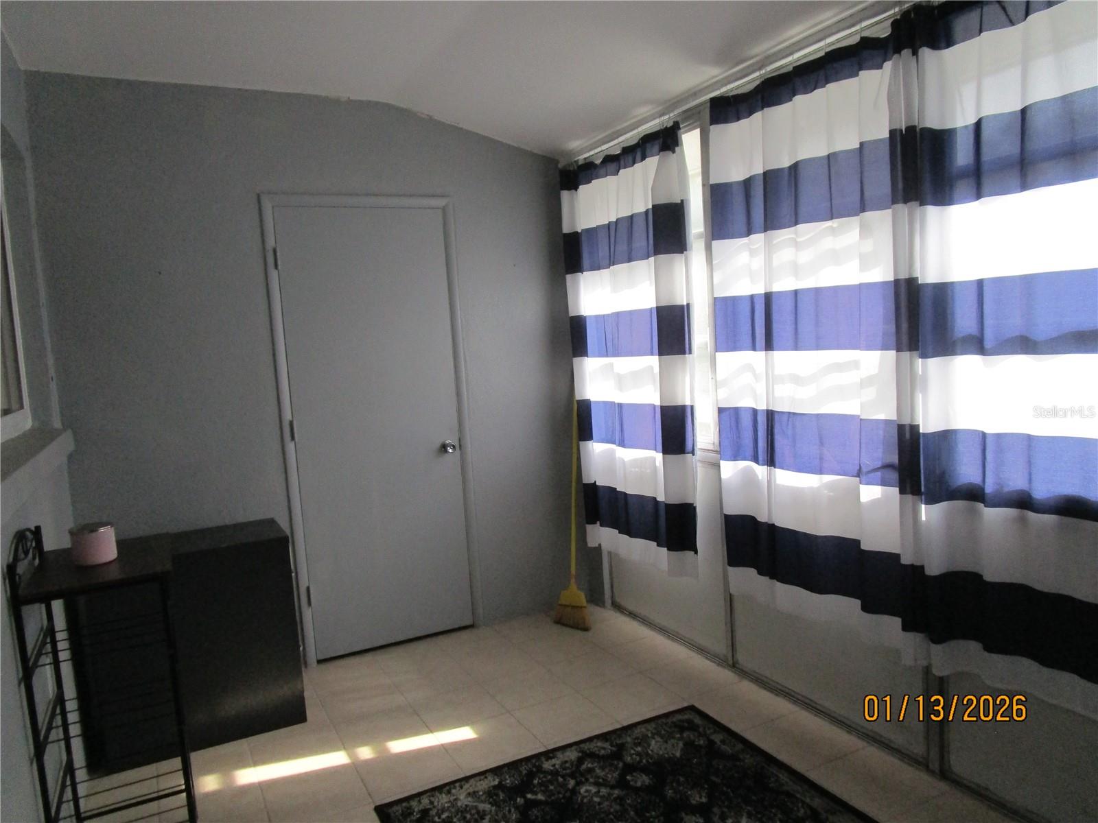 Image 18 of 39 For 1950 58th Avenue N 18