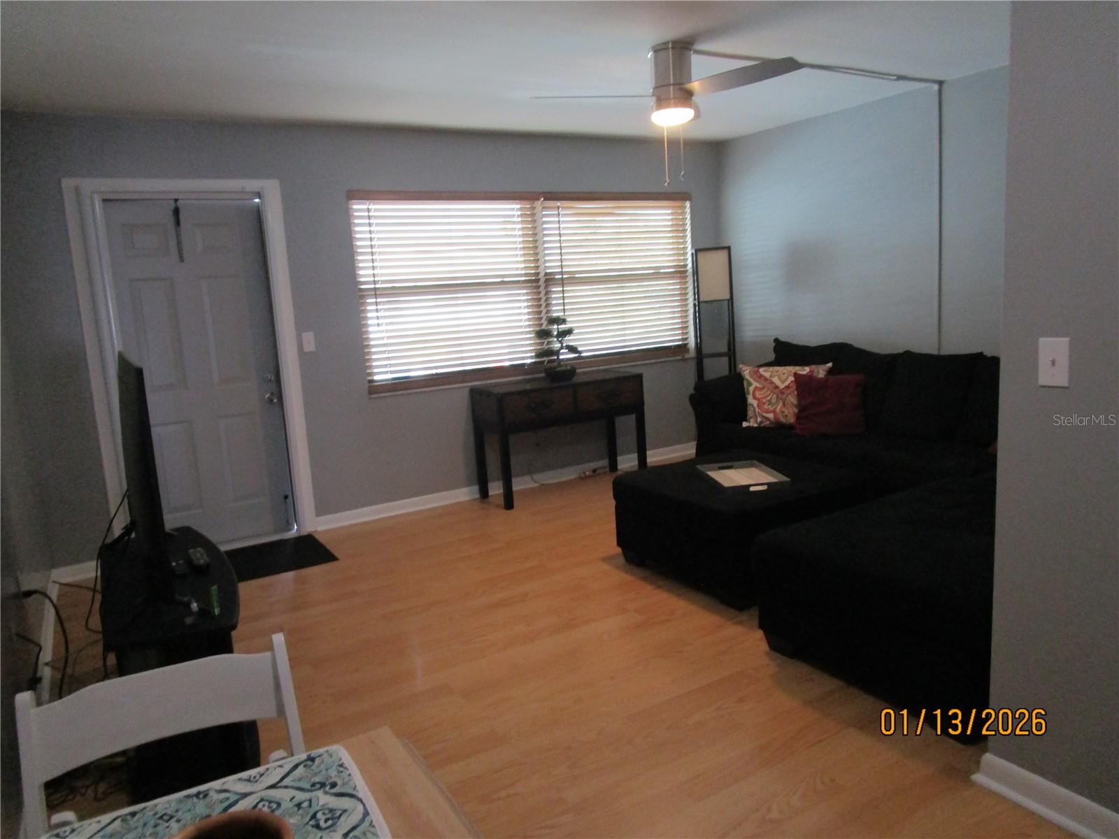 Image 7 of 39 For 1950 58th Avenue N 18