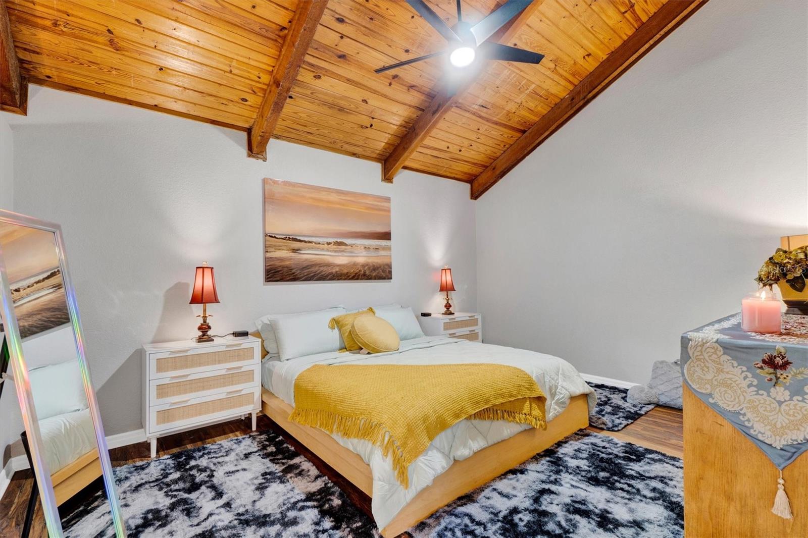 Image 19 of 48 For 331 Hunters Point Court