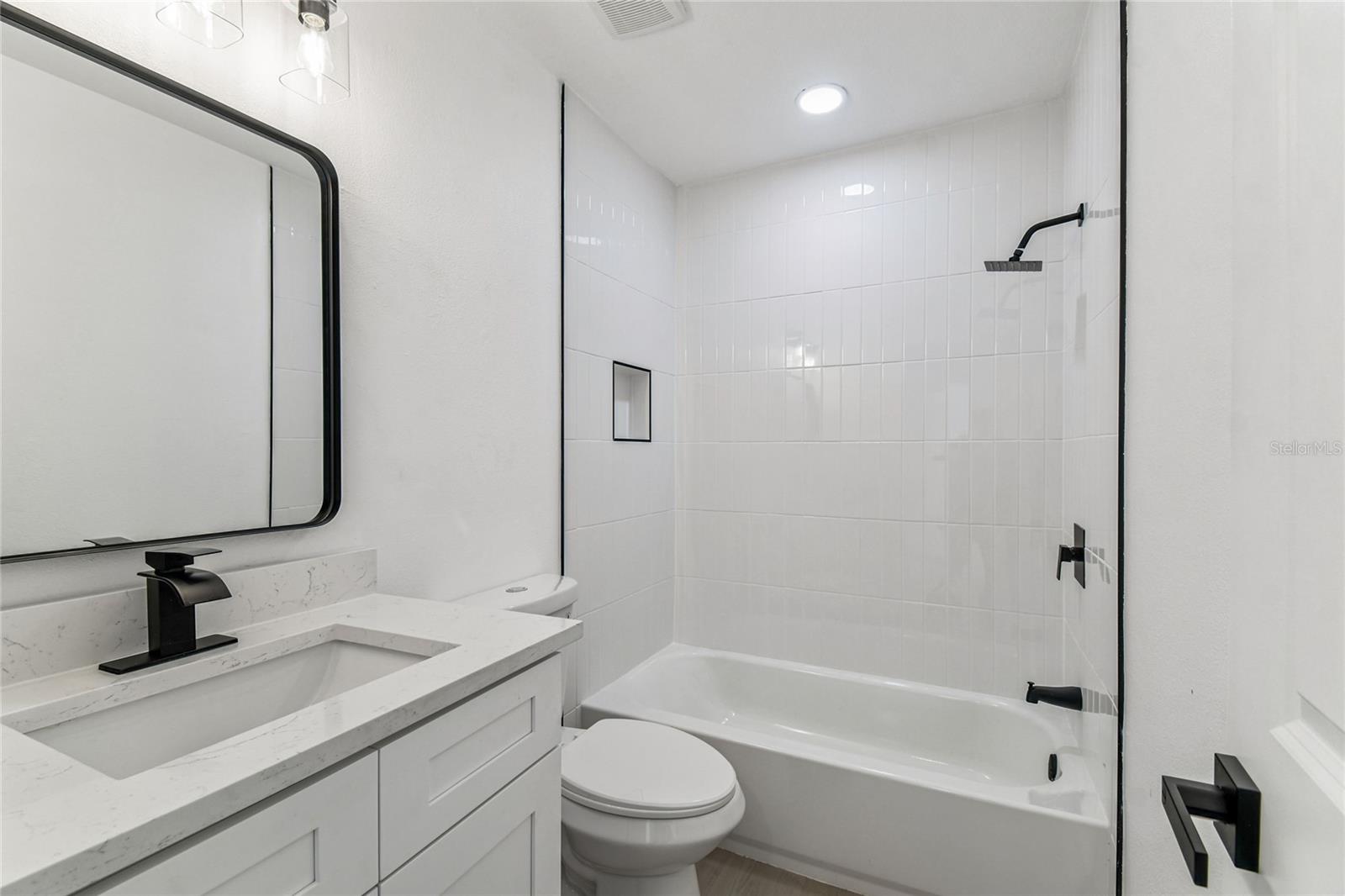 Image 12 of 23 For 16107 Sea Pines Drive