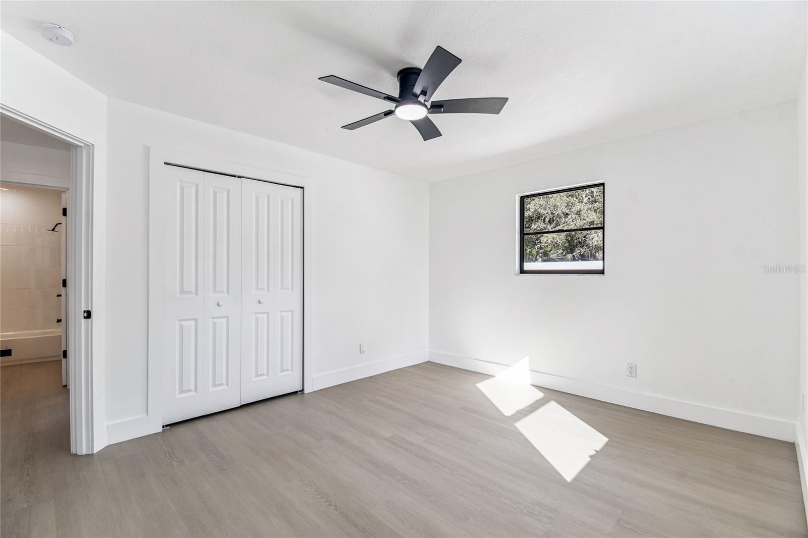 Image 9 of 23 For 16107 Sea Pines Drive