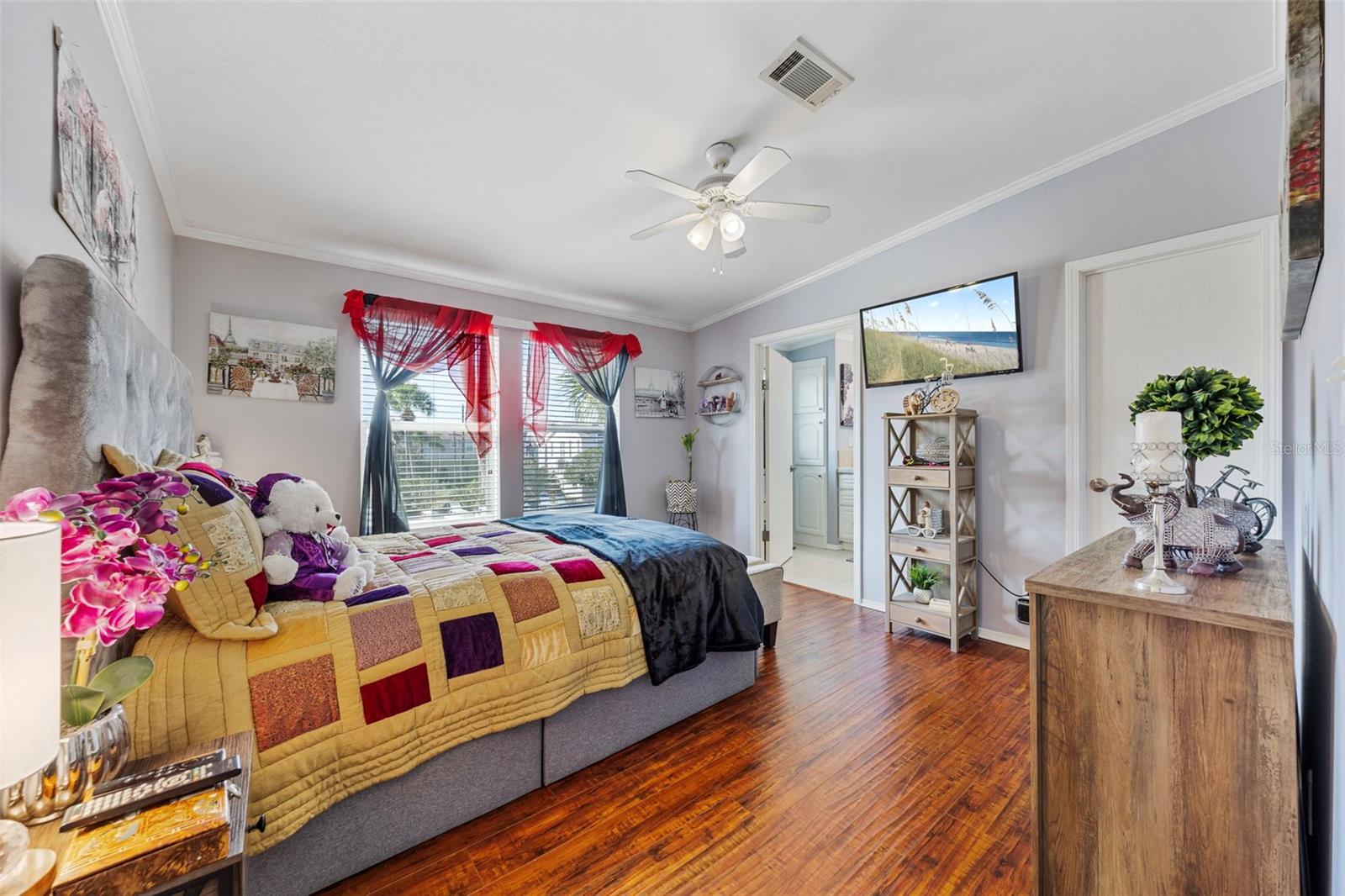 Image 24 of 59 For 7641 Sailwinds Pass