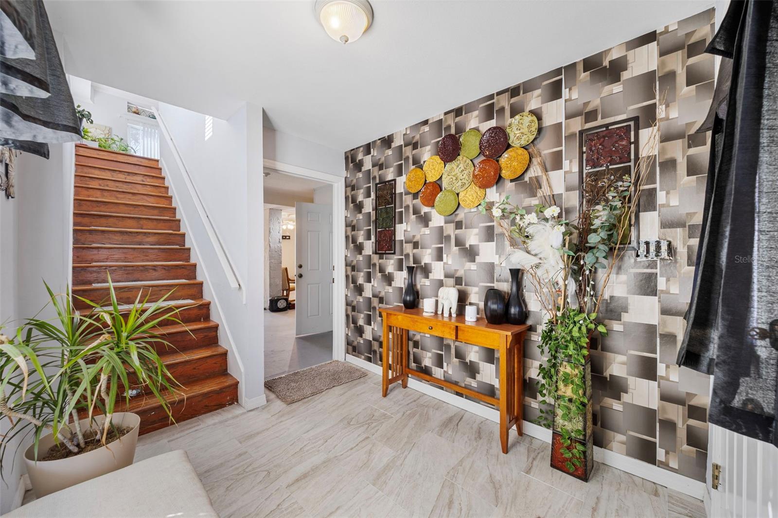 Image 5 of 59 For 7641 Sailwinds Pass