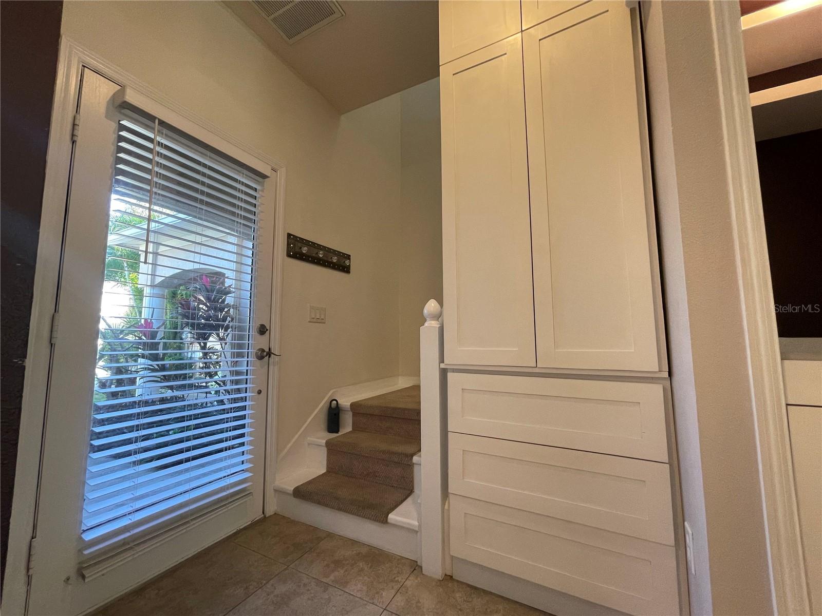 Image 18 of 37 For 11030 Blaine Top Place