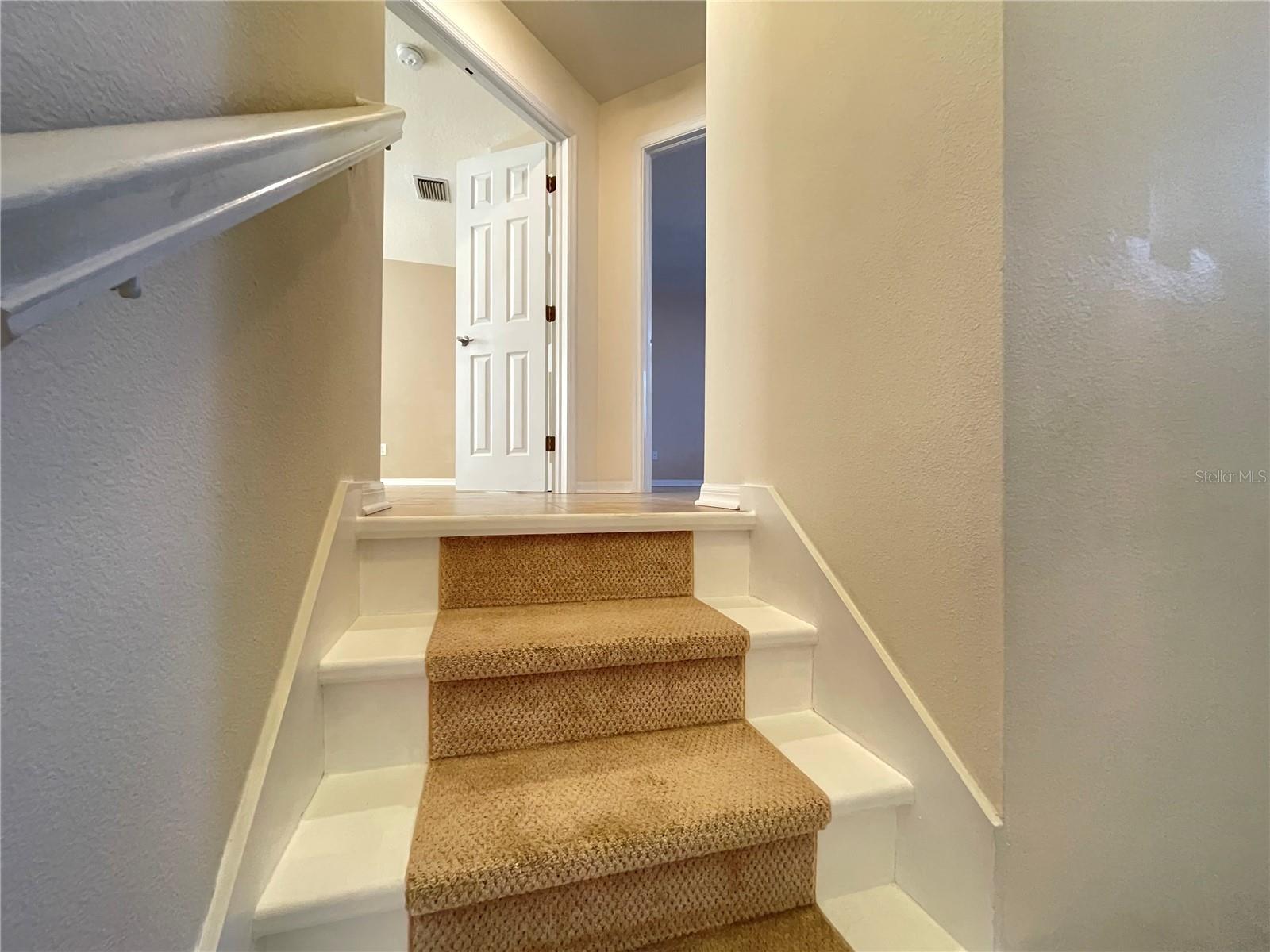 Image 19 of 37 For 11030 Blaine Top Place