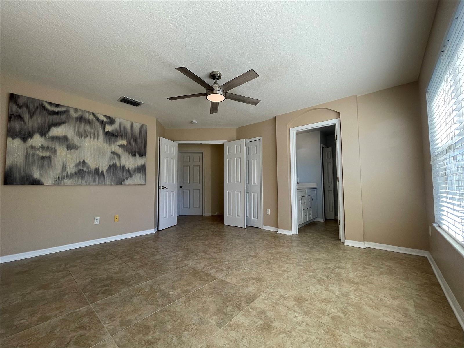 Image 23 of 37 For 11030 Blaine Top Place