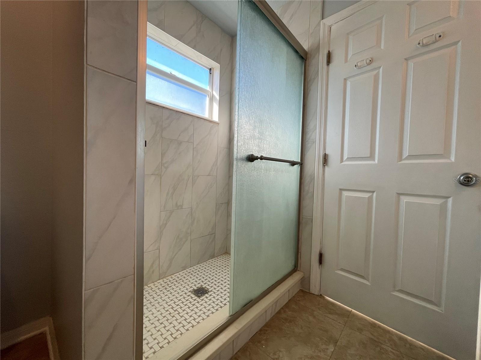 Image 25 of 37 For 11030 Blaine Top Place