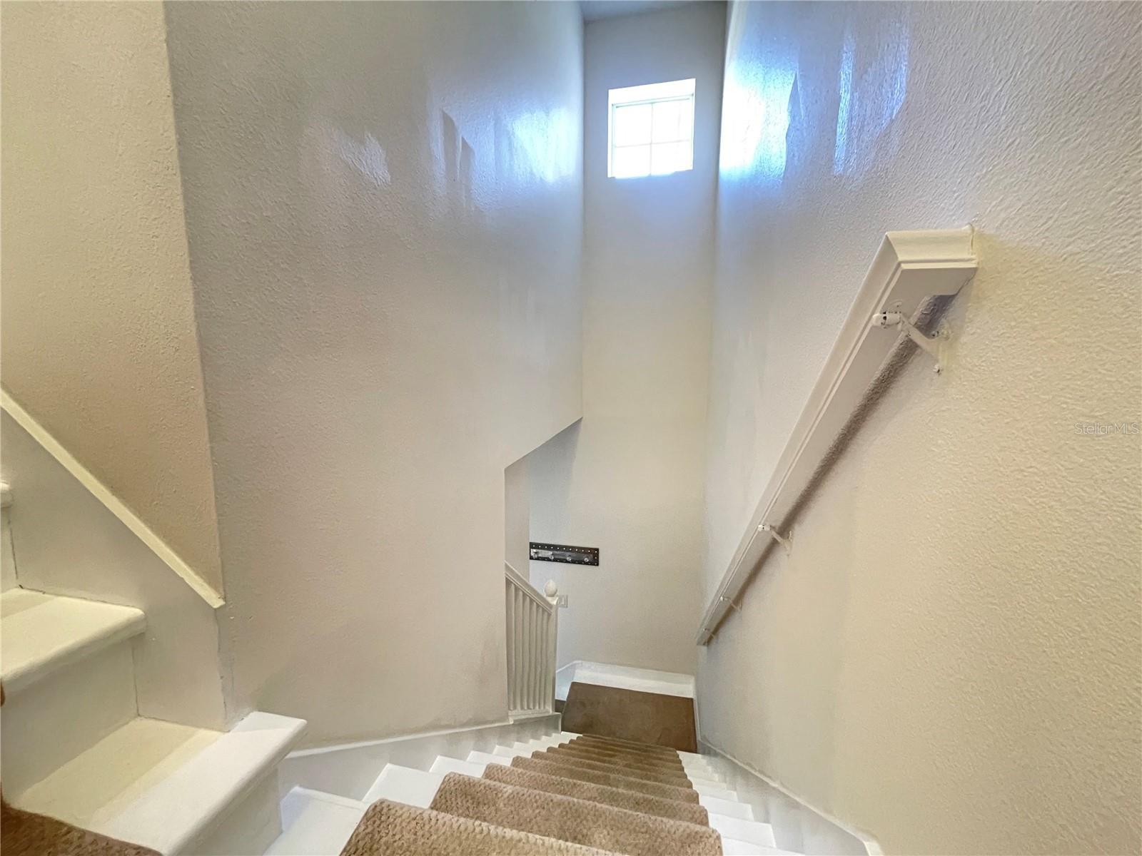 Image 30 of 37 For 11030 Blaine Top Place