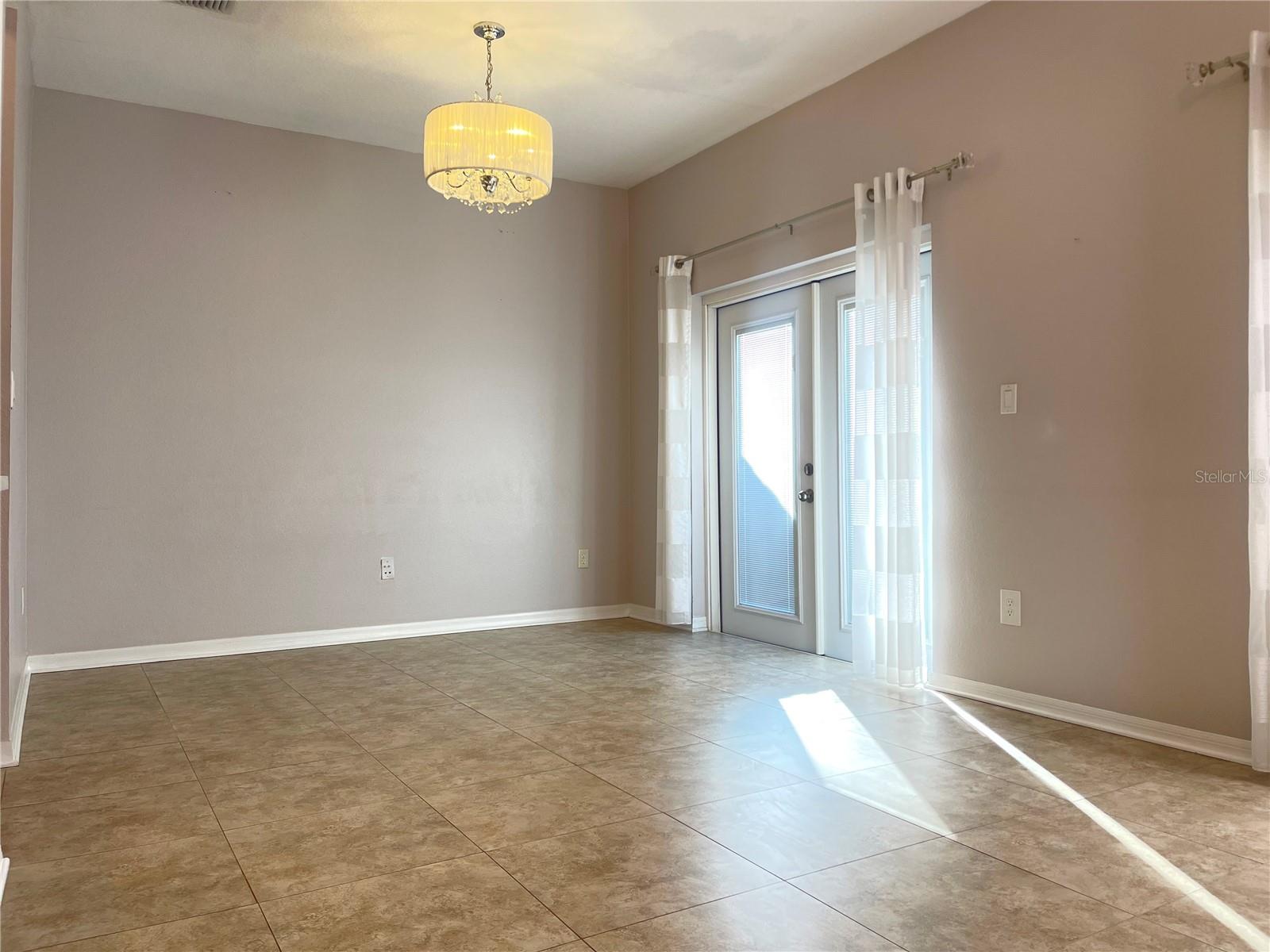 Image 6 of 37 For 11030 Blaine Top Place