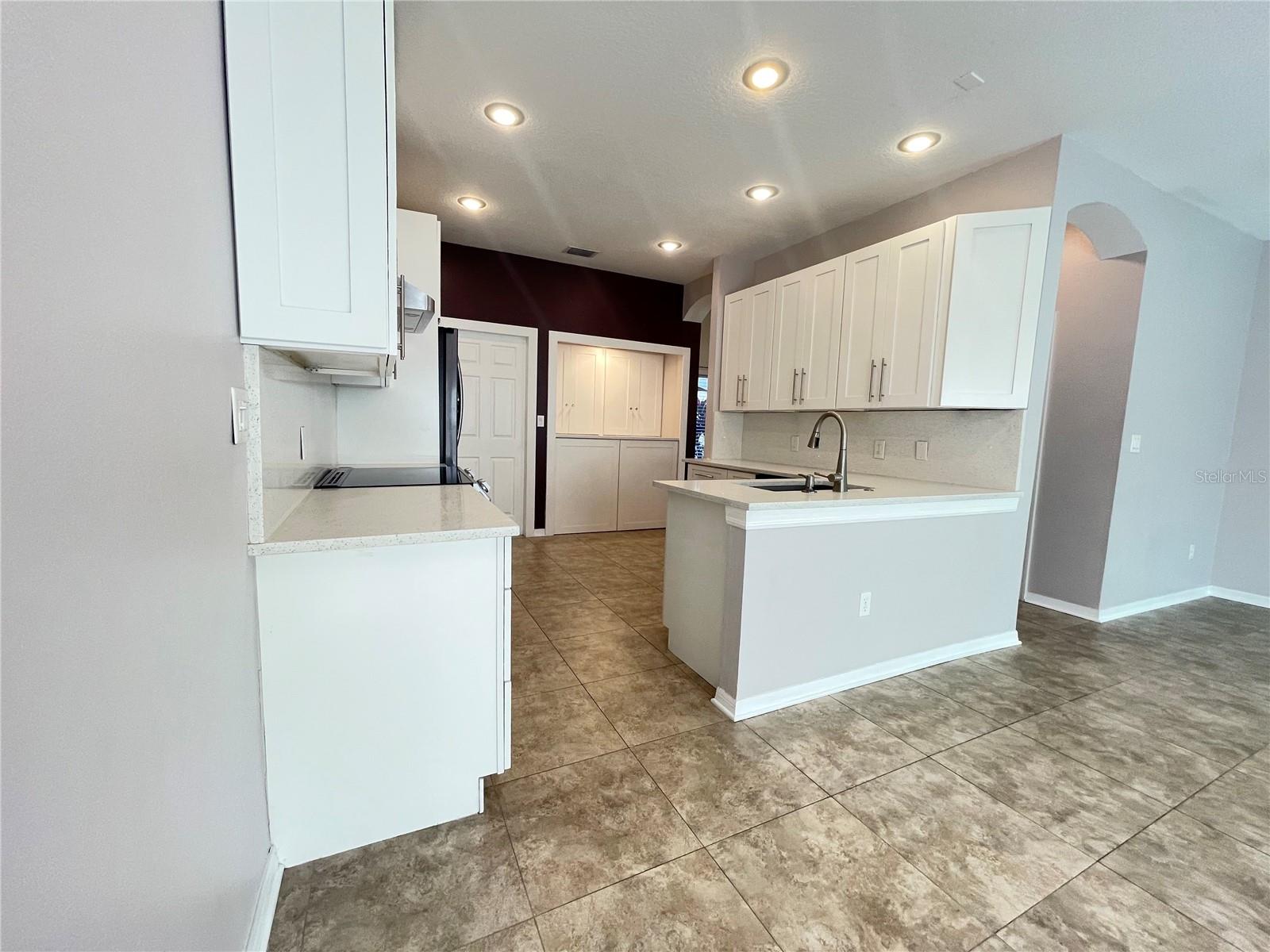 Image 9 of 37 For 11030 Blaine Top Place