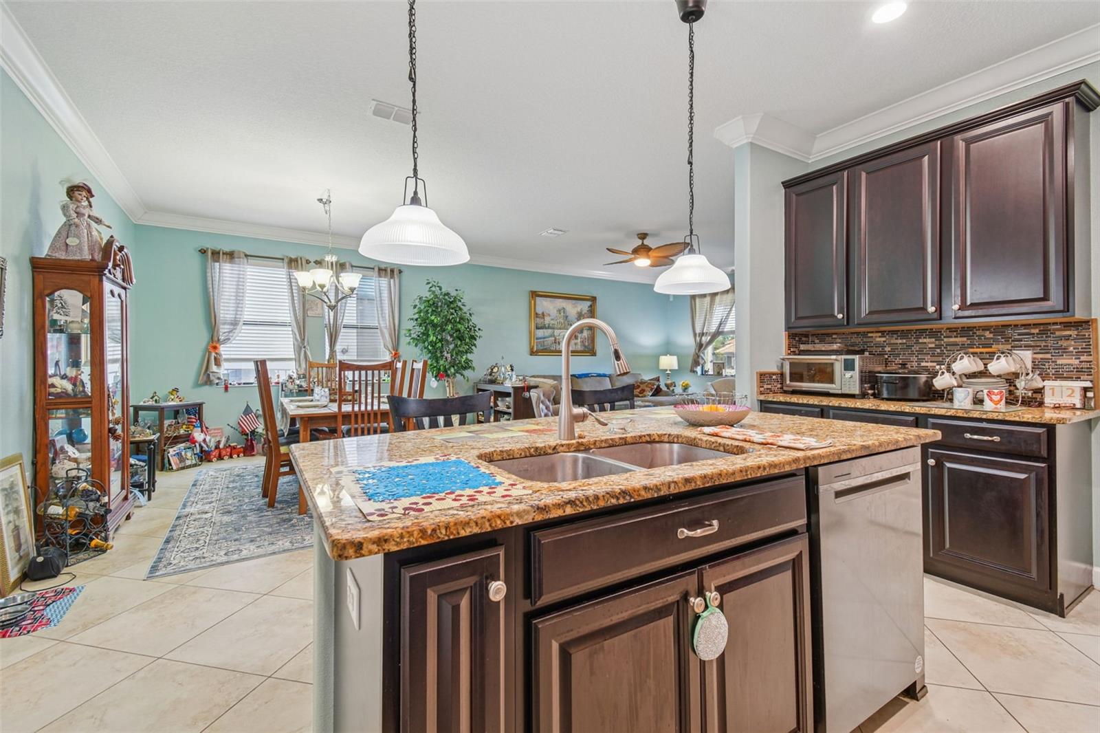 Image 15 of 53 For 13122 Green Violet Drive