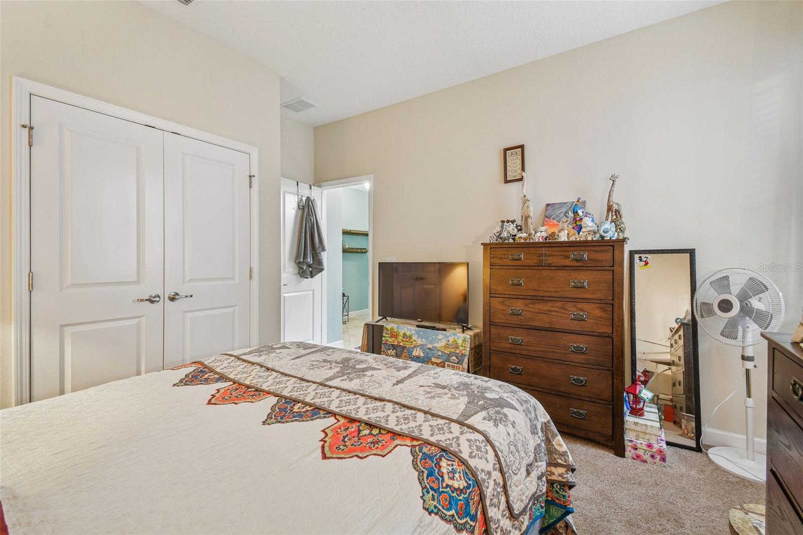 Image 22 of 53 For 13122 Green Violet Drive