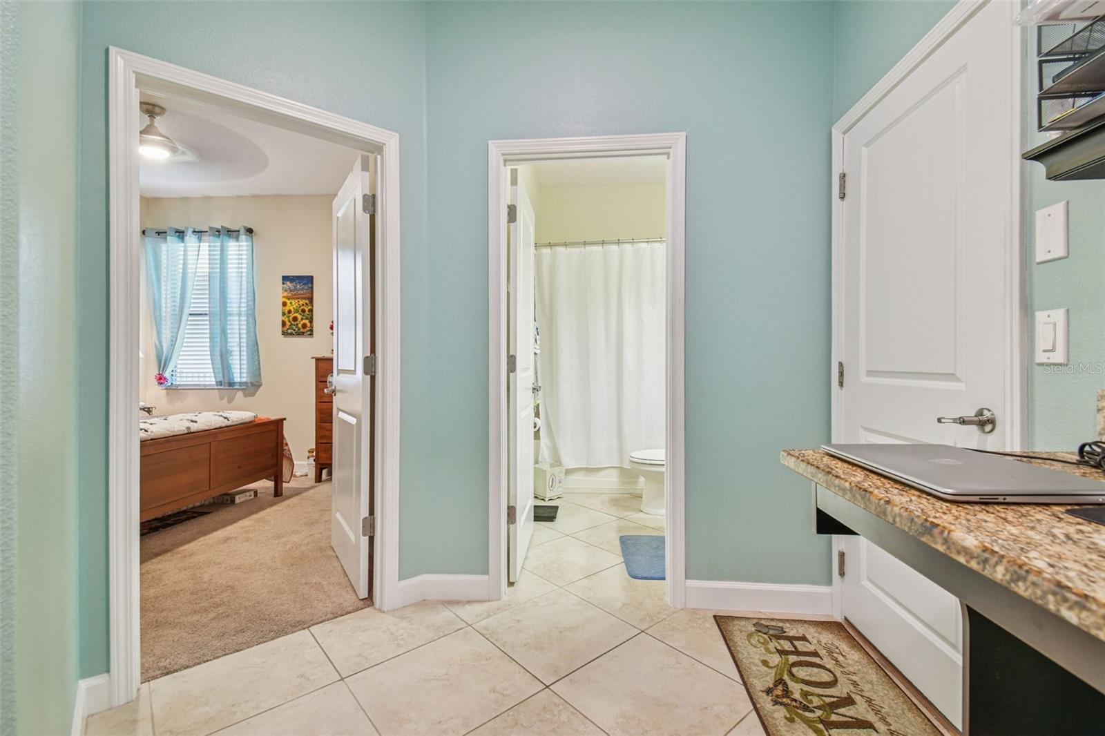 Image 27 of 53 For 13122 Green Violet Drive