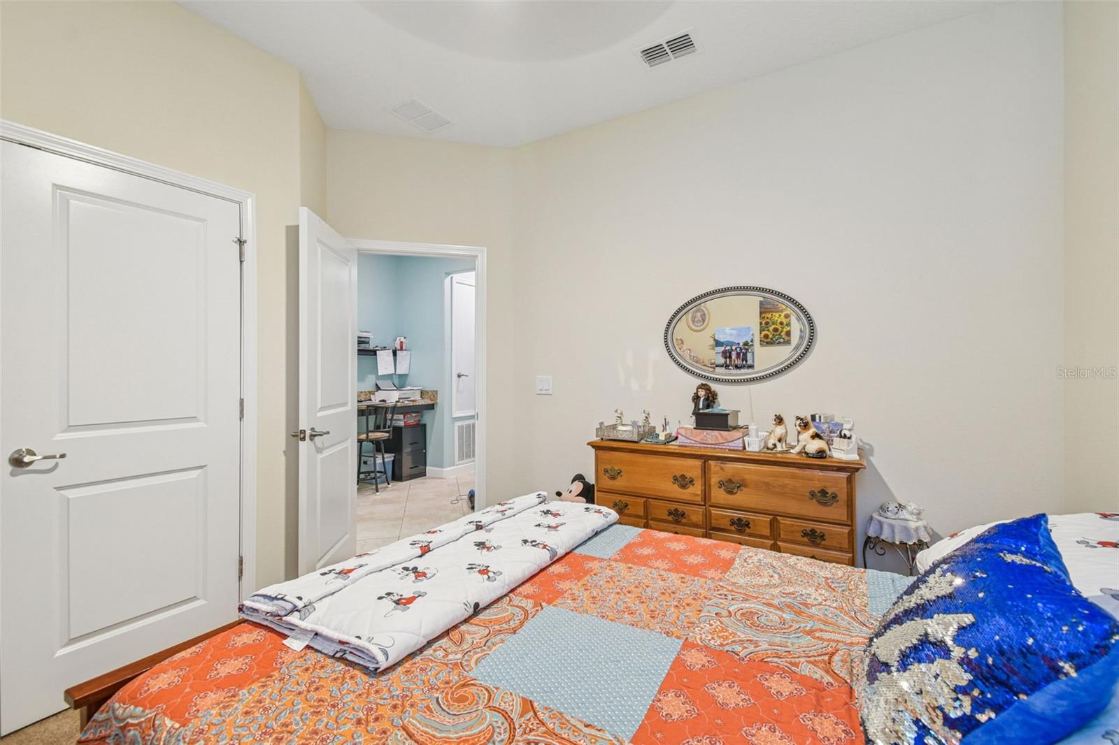 Image 29 of 53 For 13122 Green Violet Drive