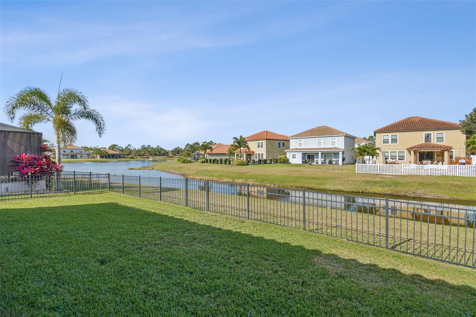 Image 41 of 53 For 13122 Green Violet Drive