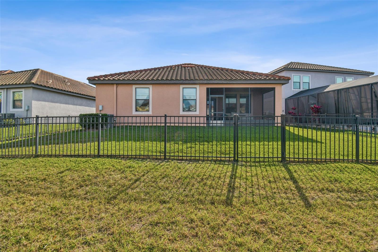 Image 44 of 53 For 13122 Green Violet Drive