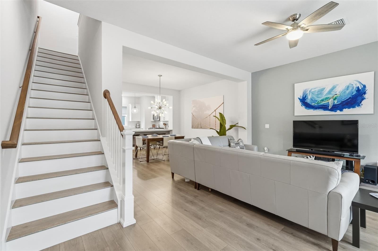 Image 11 of 45 For 262 8th Street N