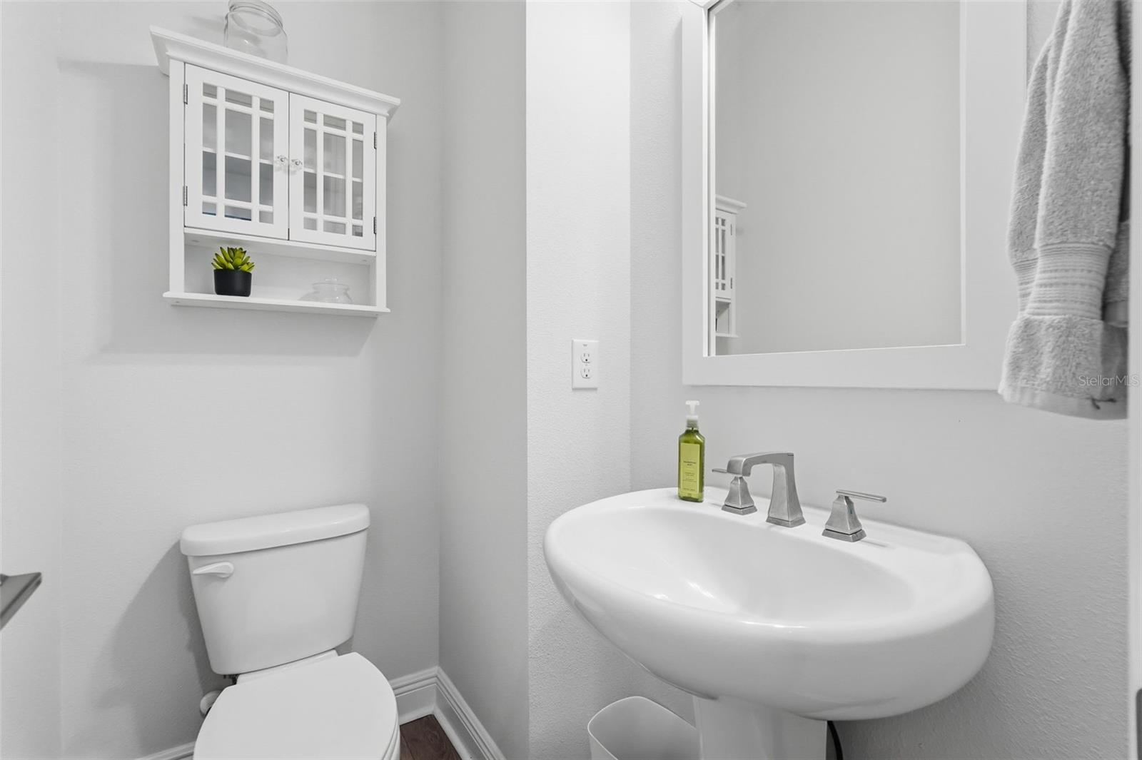 Image 20 of 45 For 262 8th Street N