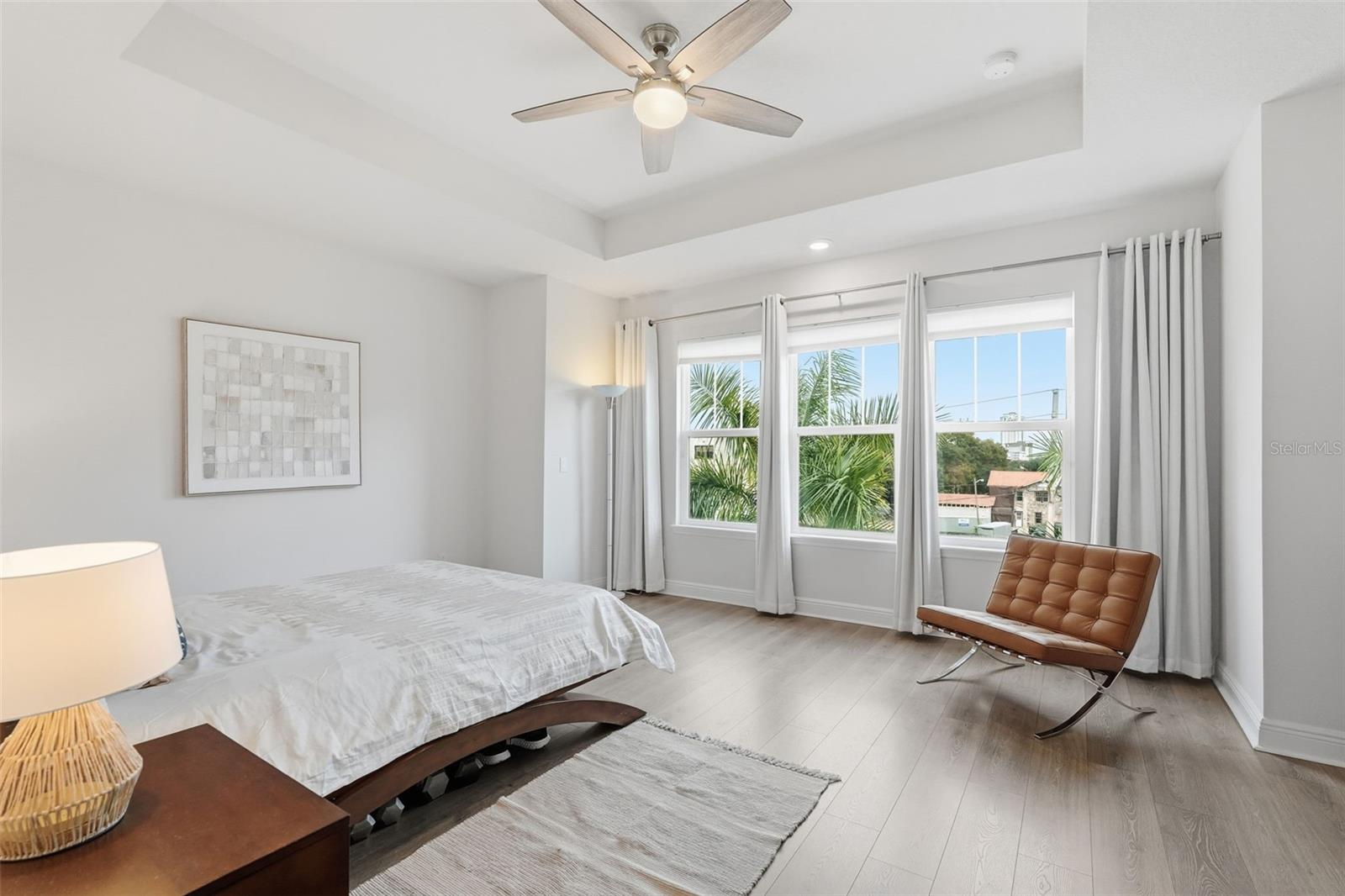 Image 23 of 45 For 262 8th Street N