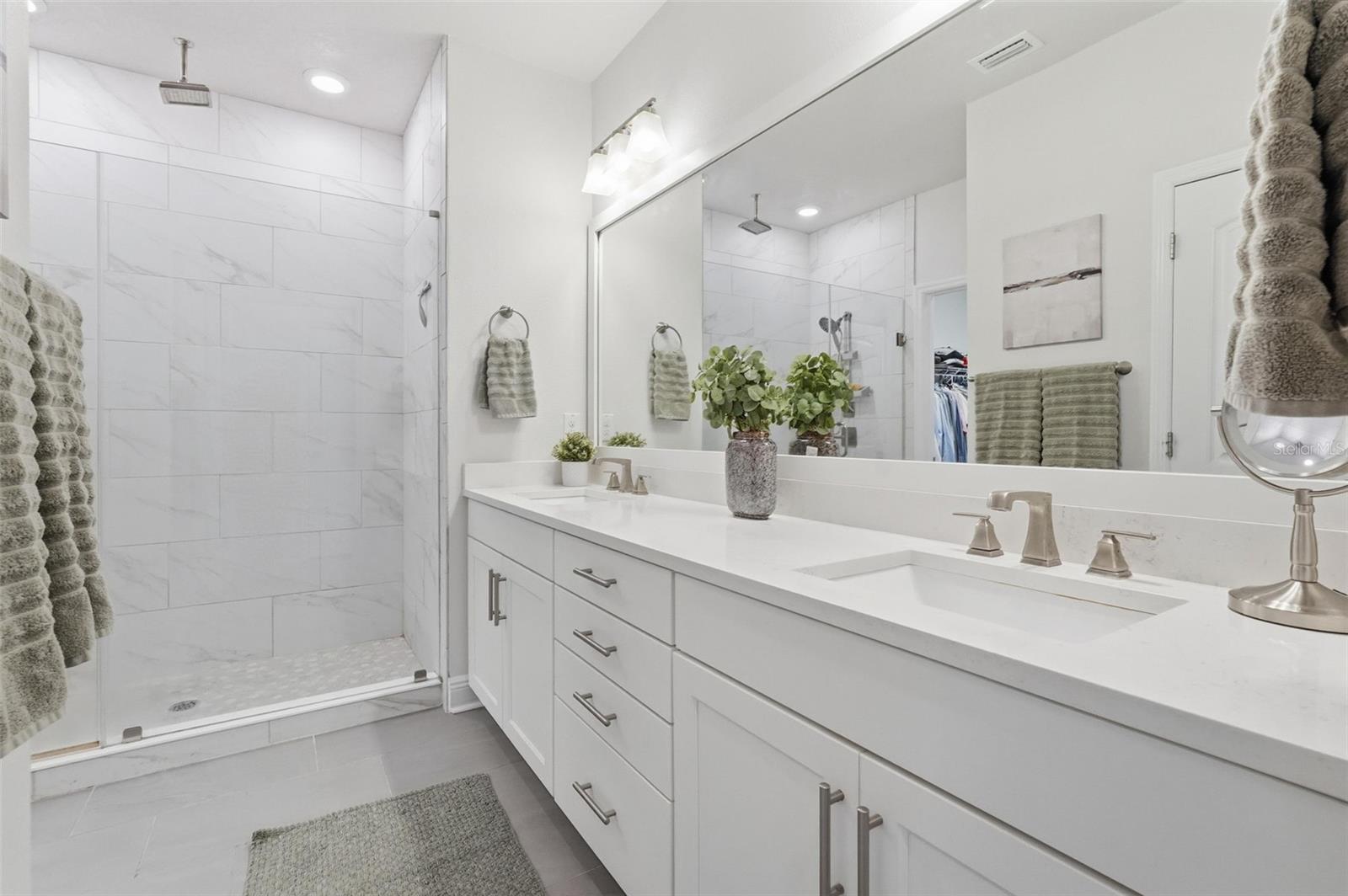 Image 26 of 45 For 262 8th Street N