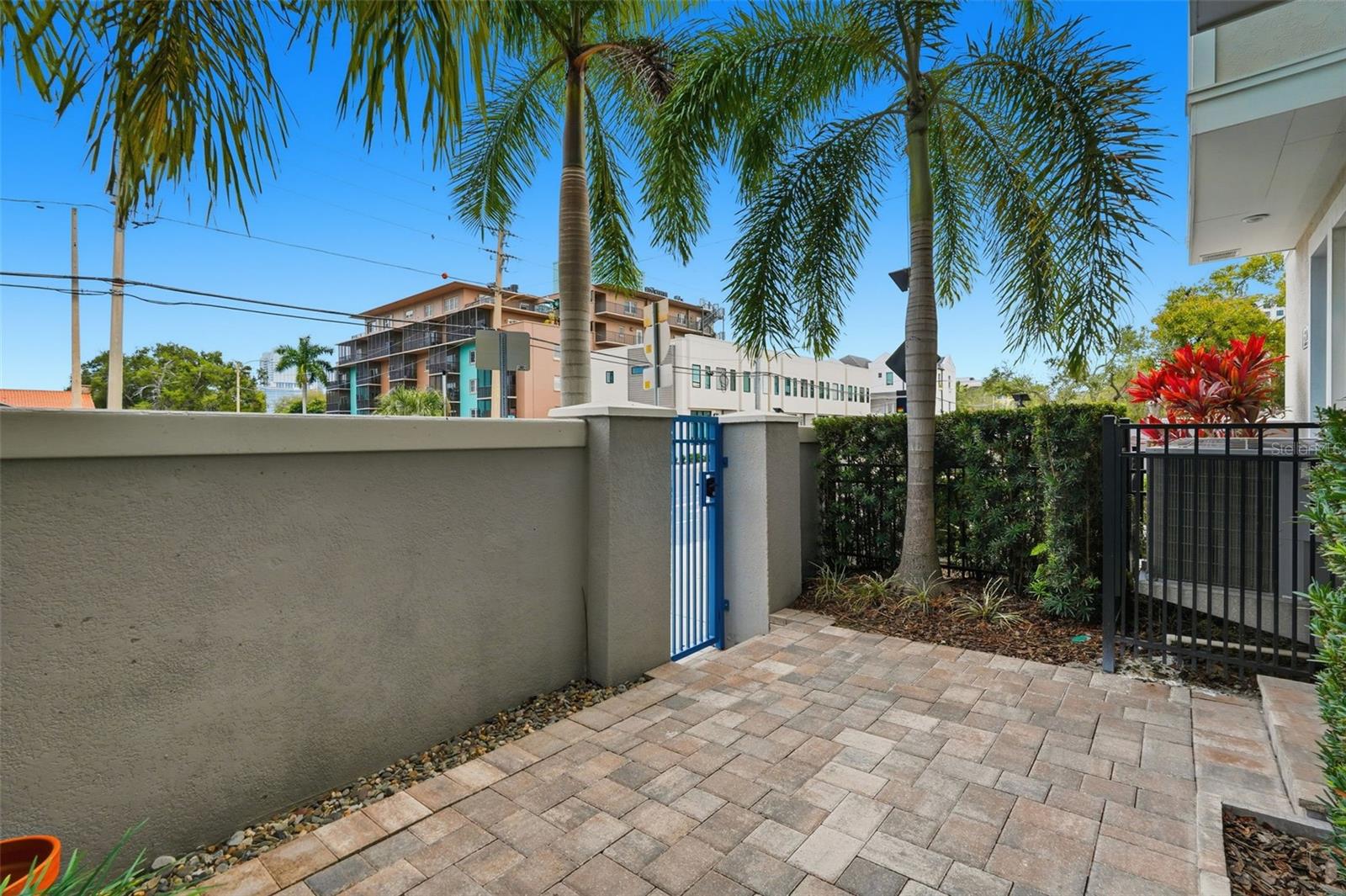 Image 6 of 45 For 262 8th Street N