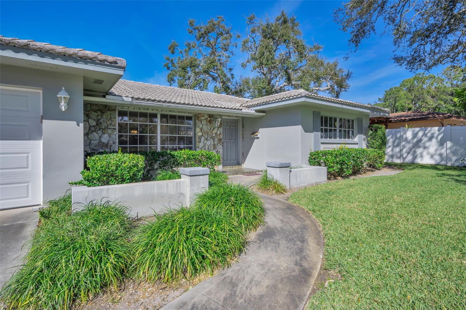 Image 3 of 27 For 12045 68th Terrace