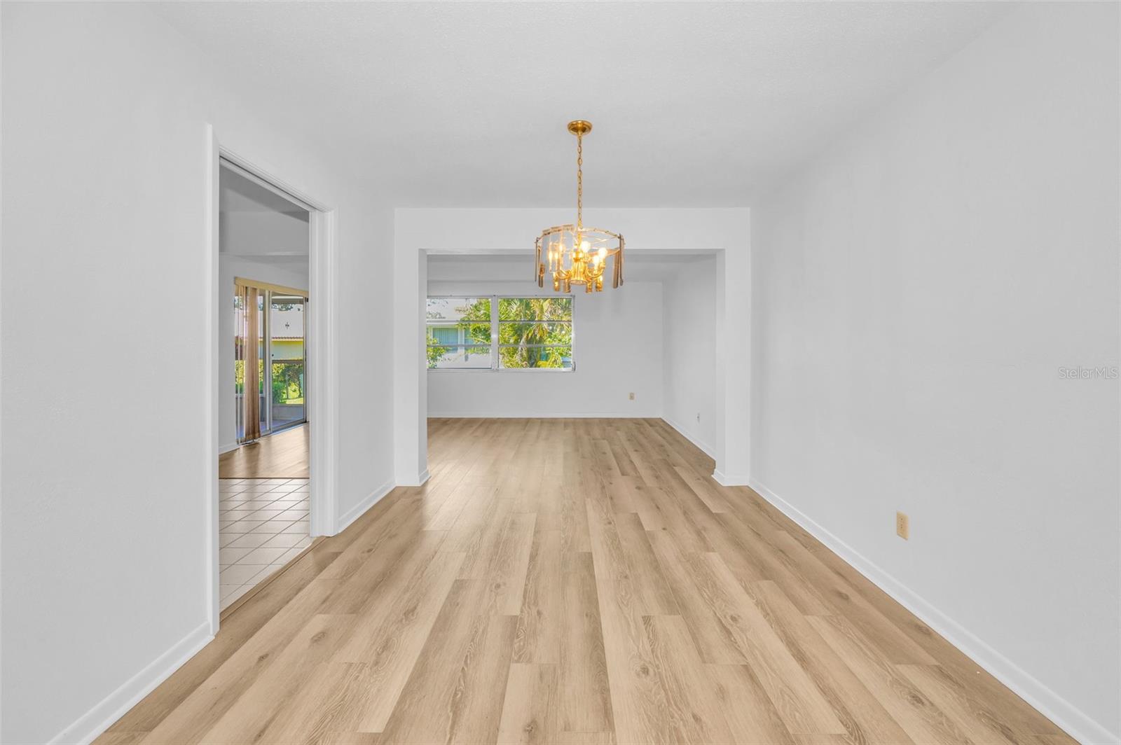 Image 8 of 27 For 12045 68th Terrace