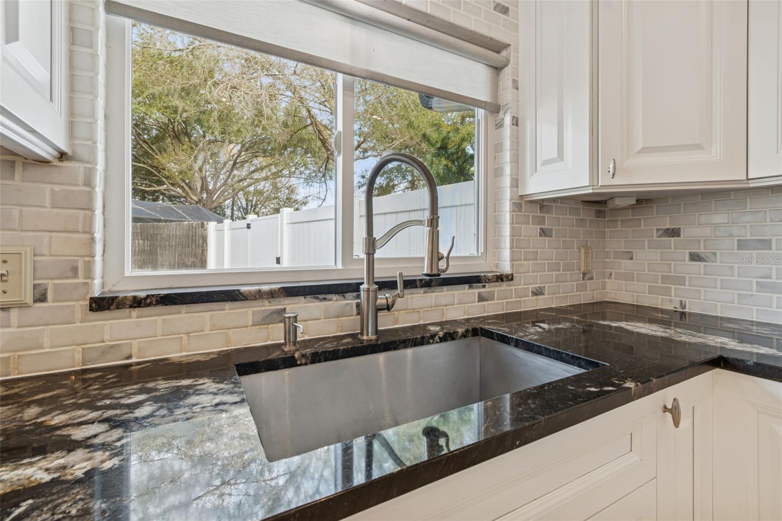 Image 10 of 62 For 15905 Wainwright Court