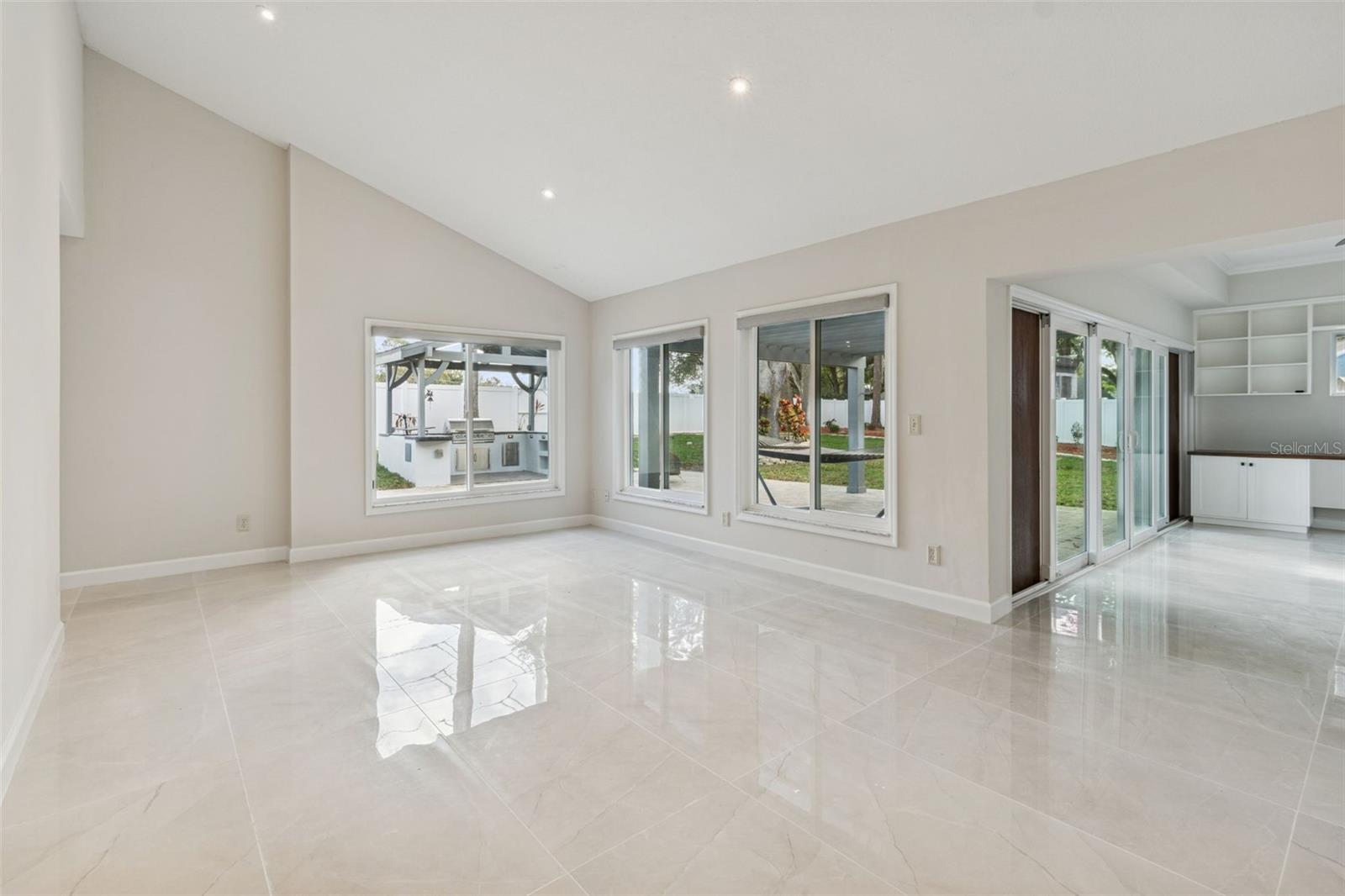 Image 12 of 62 For 15905 Wainwright Court