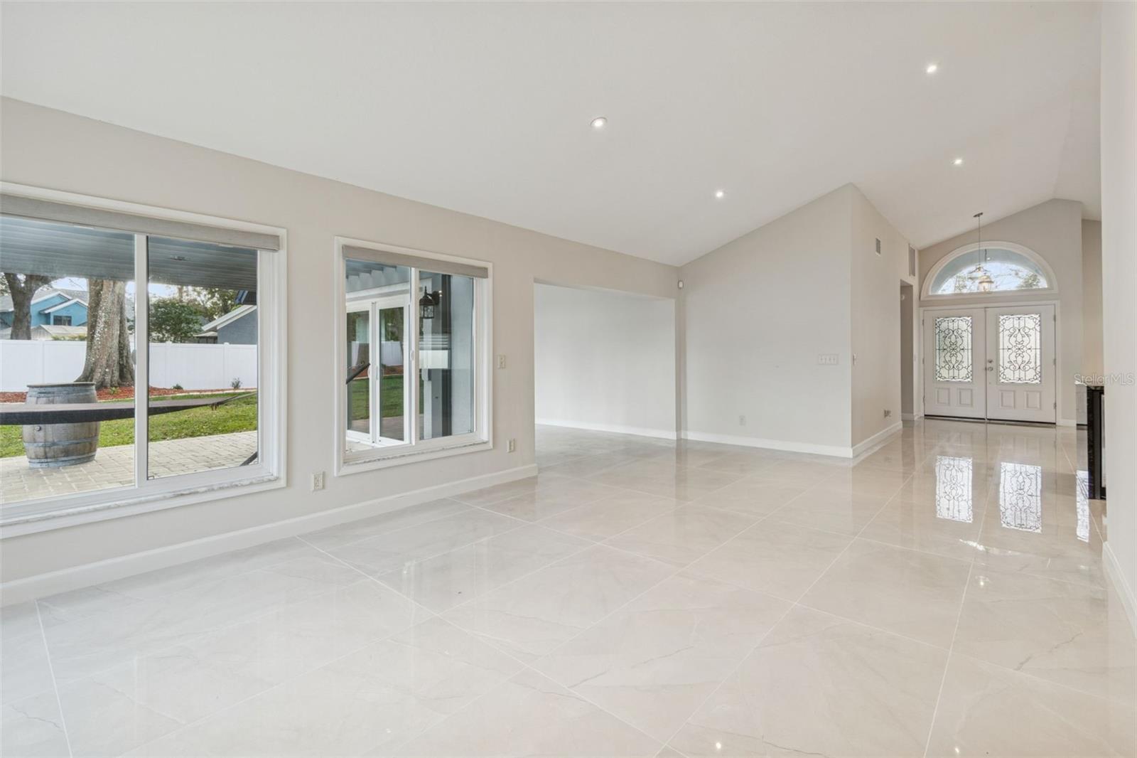 Image 14 of 62 For 15905 Wainwright Court