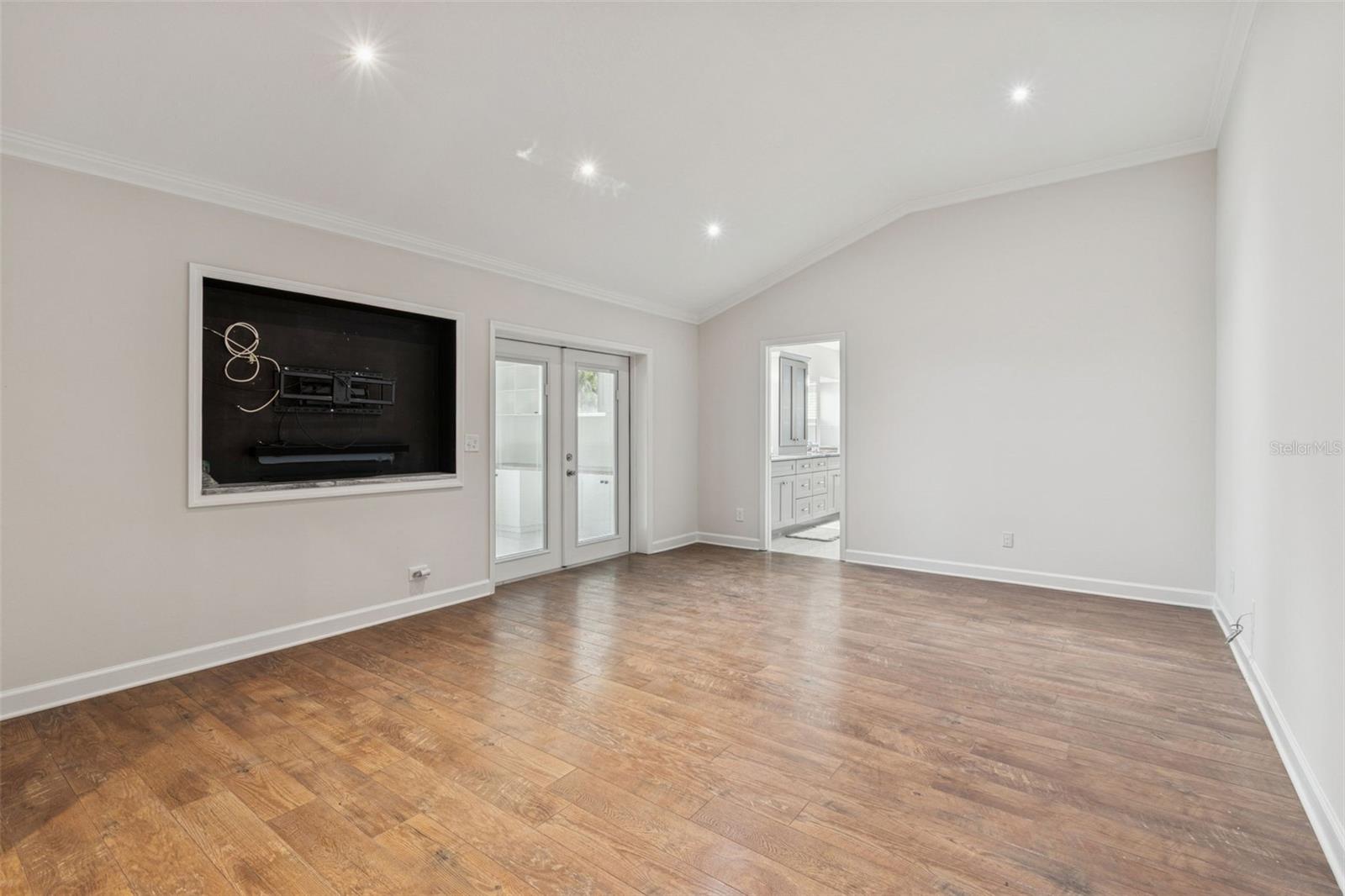 Image 15 of 62 For 15905 Wainwright Court