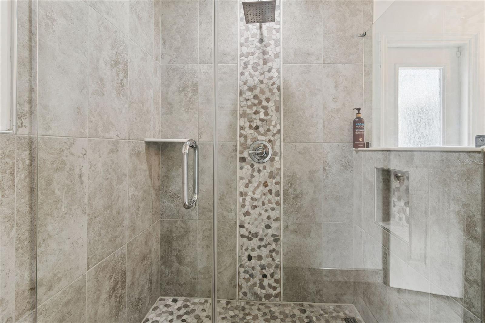 Image 28 of 62 For 15905 Wainwright Court