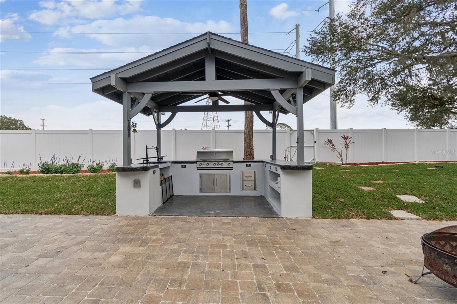 Image 36 of 62 For 15905 Wainwright Court