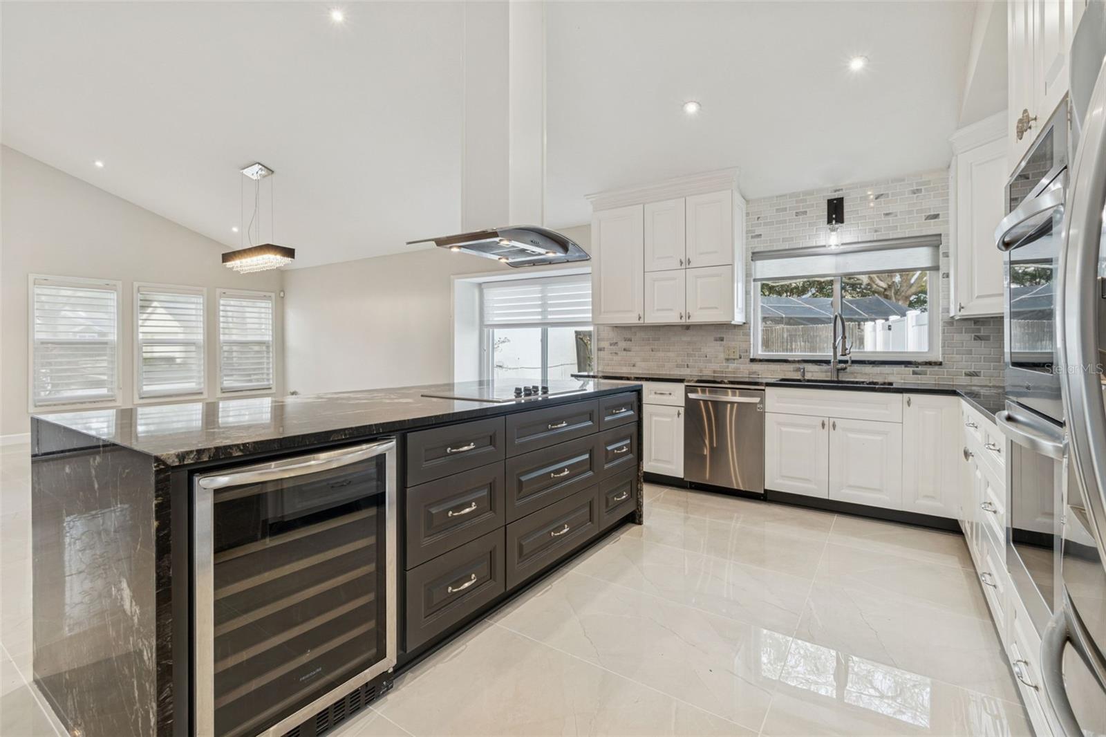 Image 9 of 62 For 15905 Wainwright Court