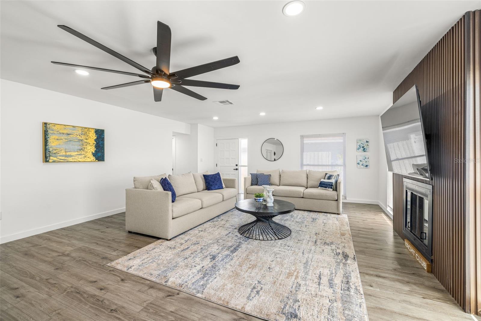 Image 11 of 39 For 429 88th Avenue