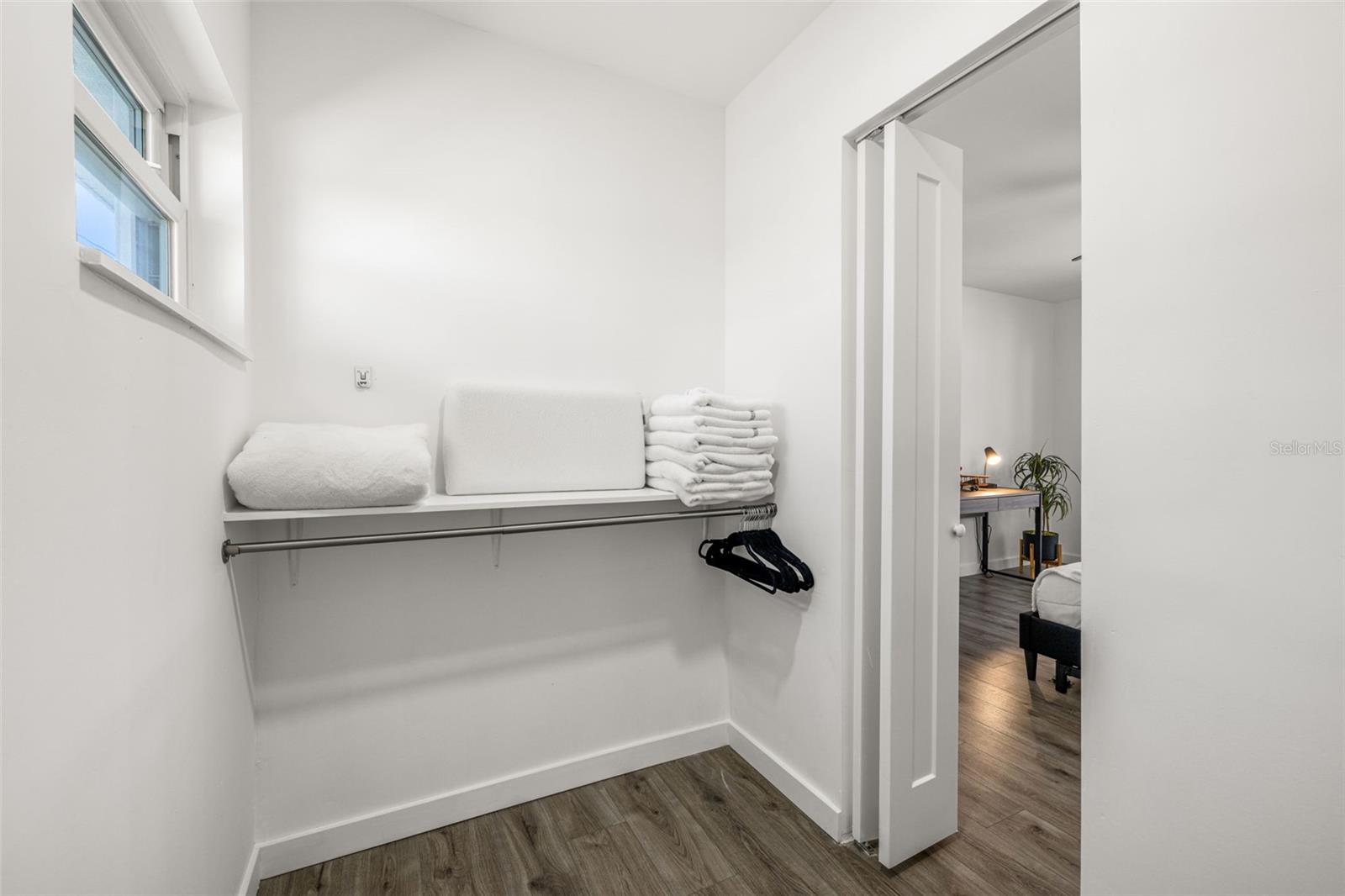 Image 22 of 39 For 429 88th Avenue