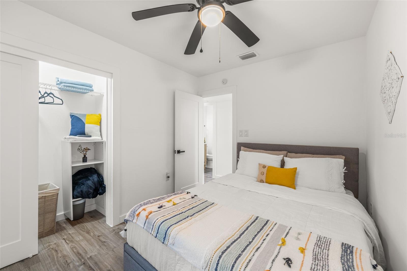 Image 24 of 39 For 429 88th Avenue