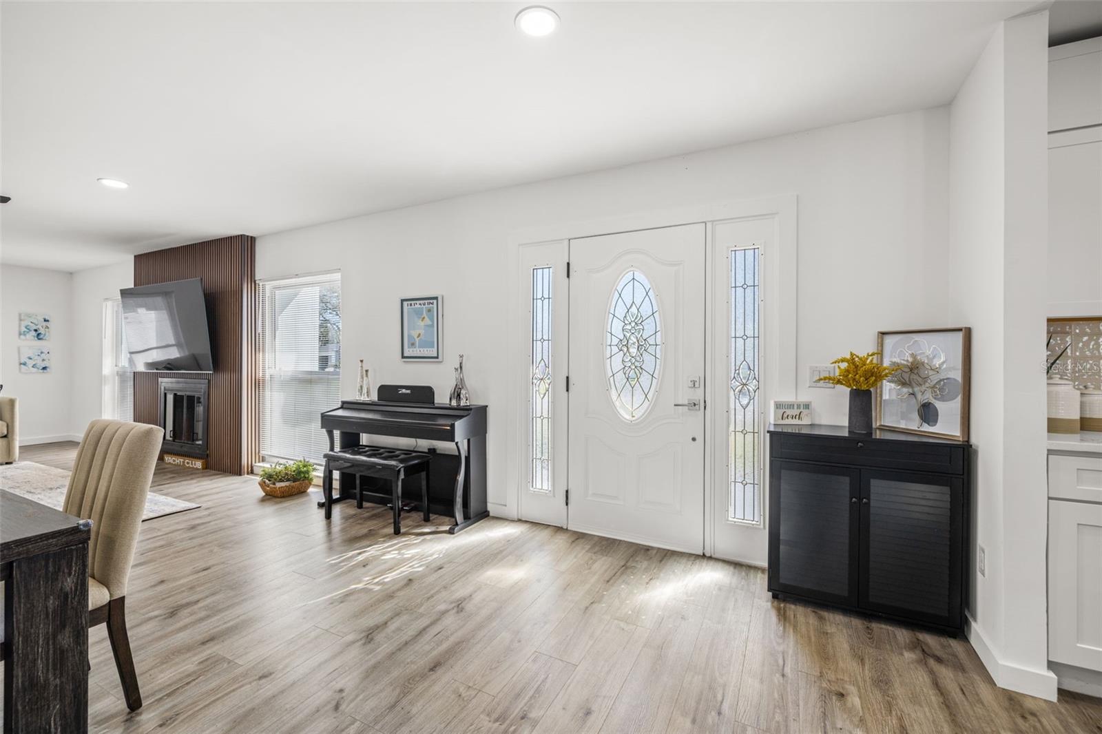 Image 9 of 39 For 429 88th Avenue