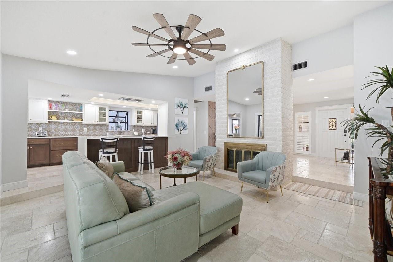 Image 13 of 50 For 13608 Avista Drive