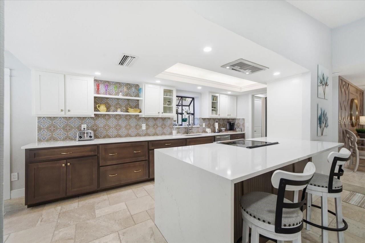 Image 16 of 50 For 13608 Avista Drive