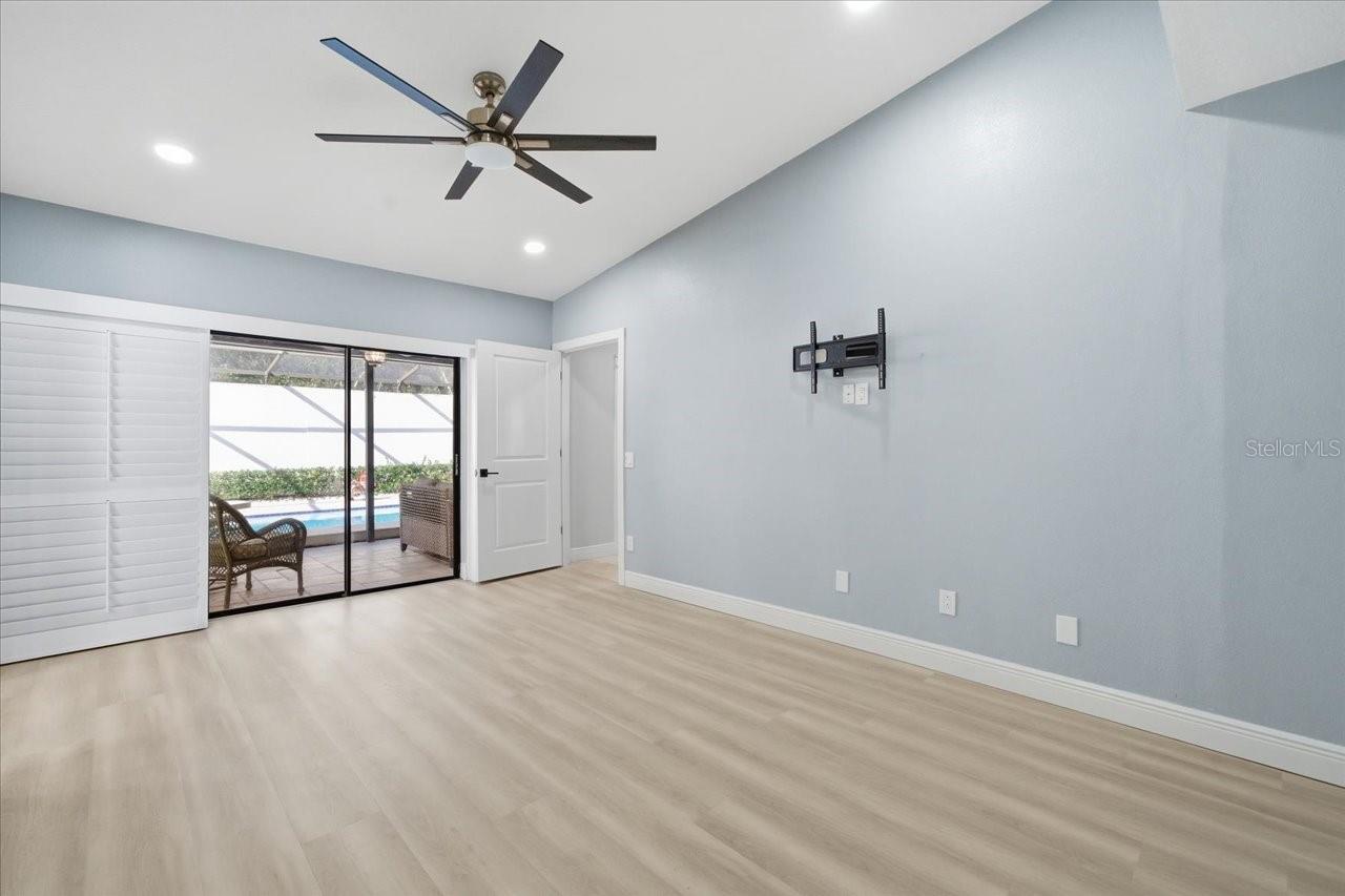 Image 22 of 50 For 13608 Avista Drive