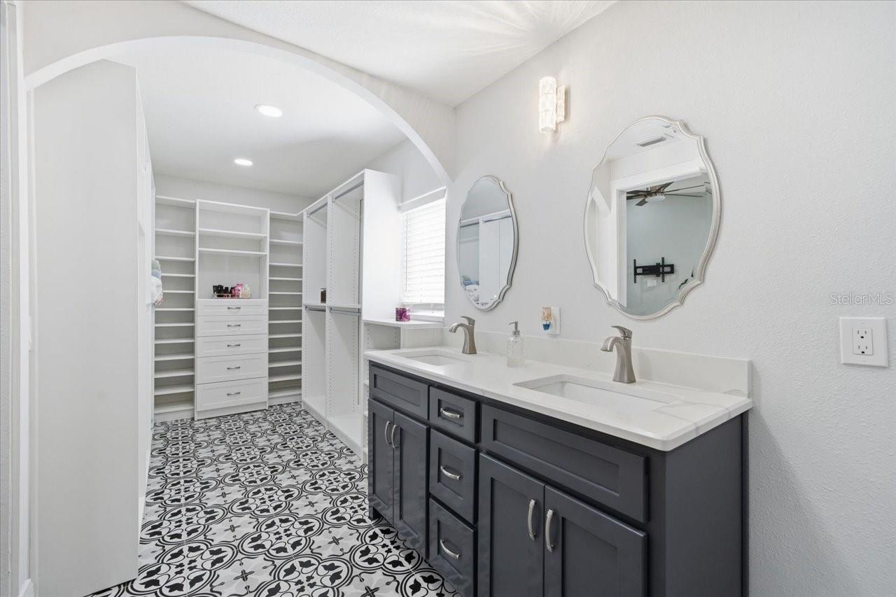 Image 25 of 50 For 13608 Avista Drive