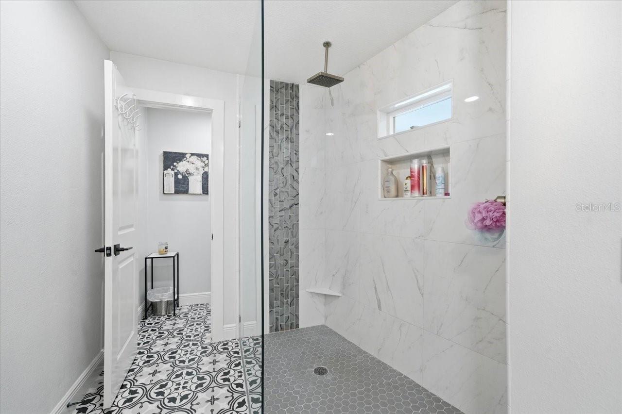 Image 26 of 50 For 13608 Avista Drive