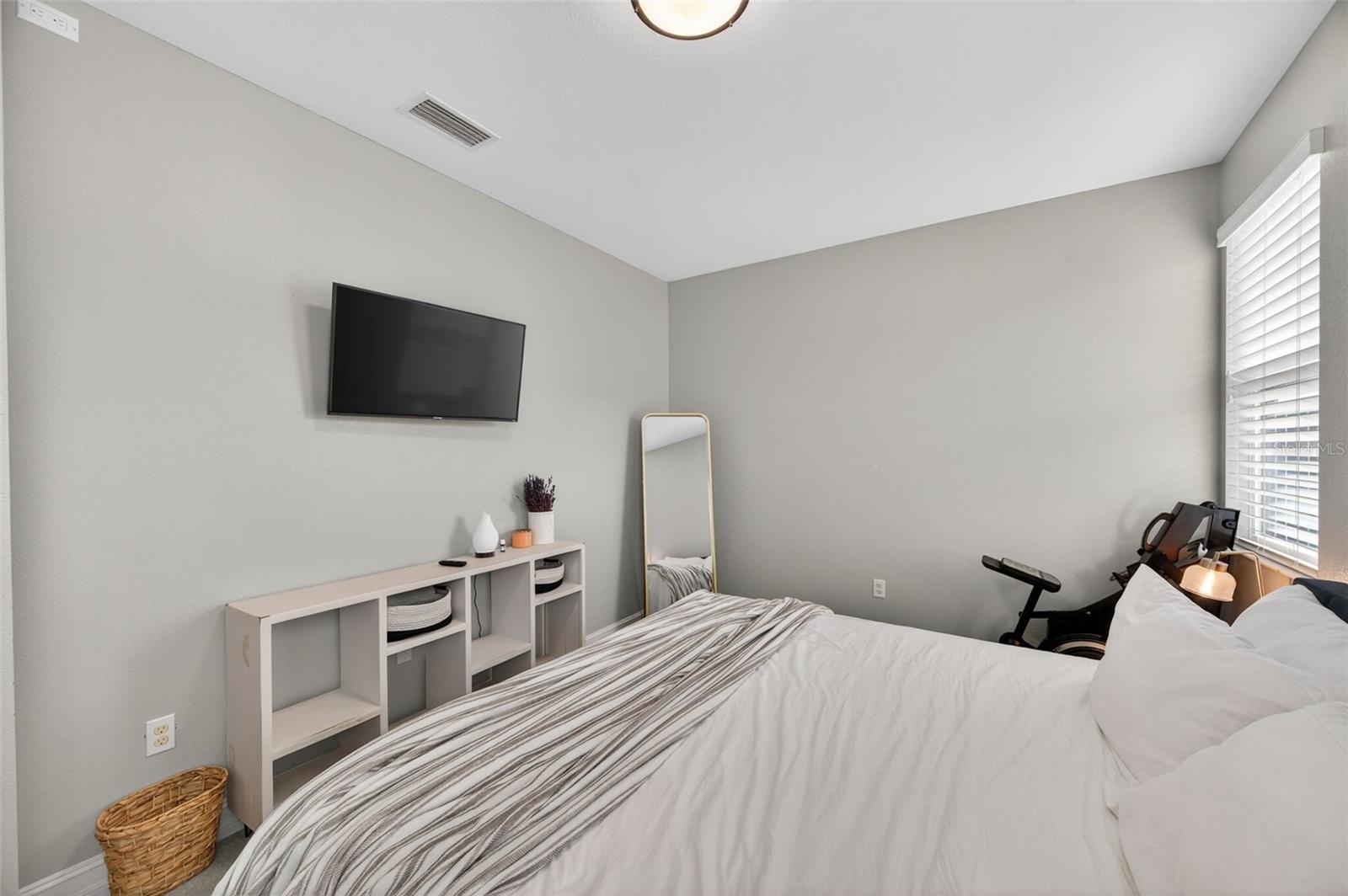 Image 36 of 95 For 4020 Empoli Court