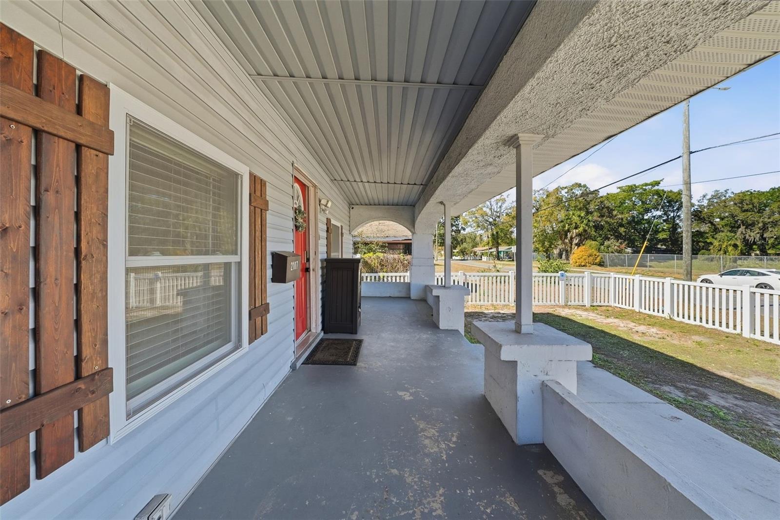 Image 2 of 36 For 2107 Chelsea Street