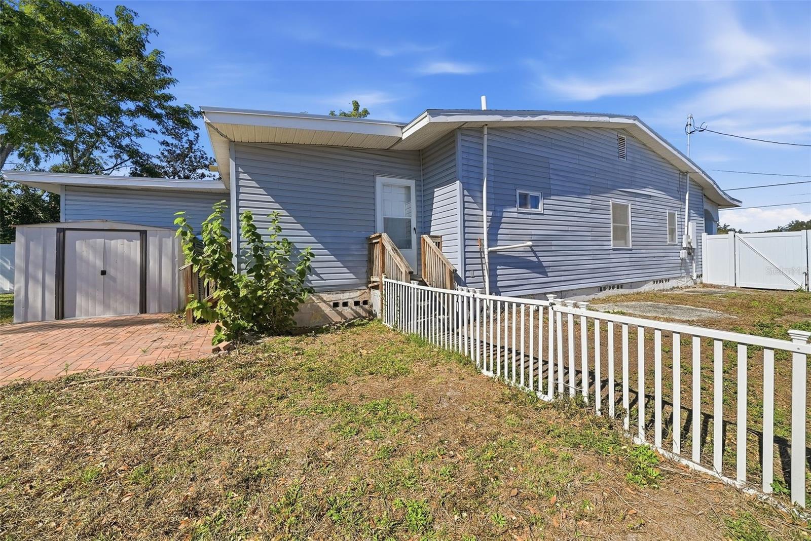 Image 27 of 36 For 2107 Chelsea Street