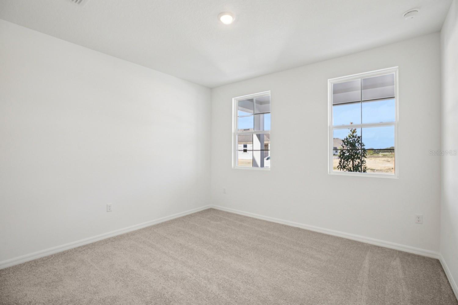 Image 24 of 73 For 22137 Amberbush Court