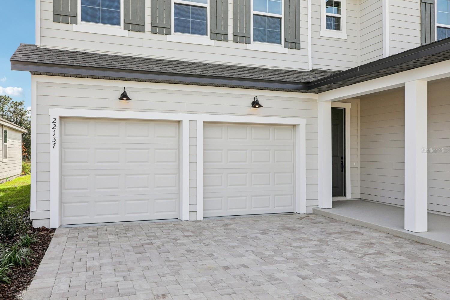 Image 4 of 73 For 22137 Amberbush Court