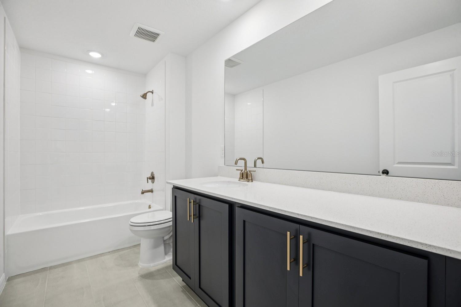 Image 49 of 73 For 22137 Amberbush Court